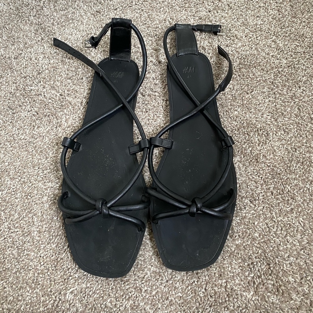 H&M black sandals